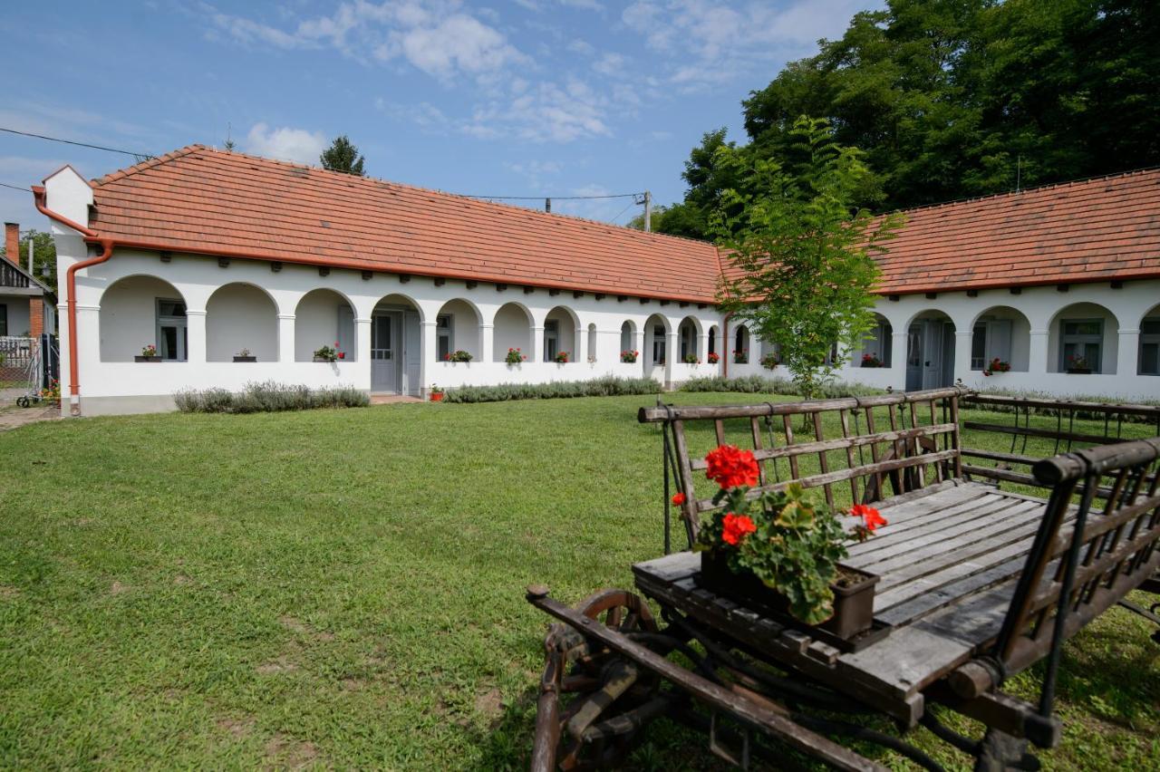 Bakta ház Hotel Egerbakta Esterno foto